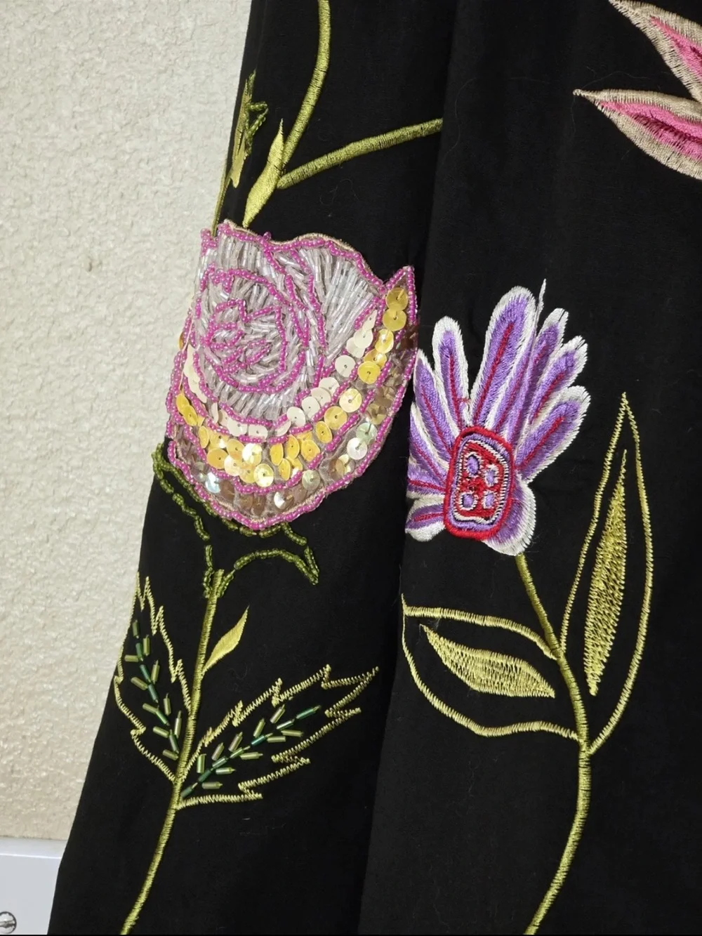 Basil & Maude Black Embroidered Floral Midi Skirt Beaded Sequin Accent Sz 12